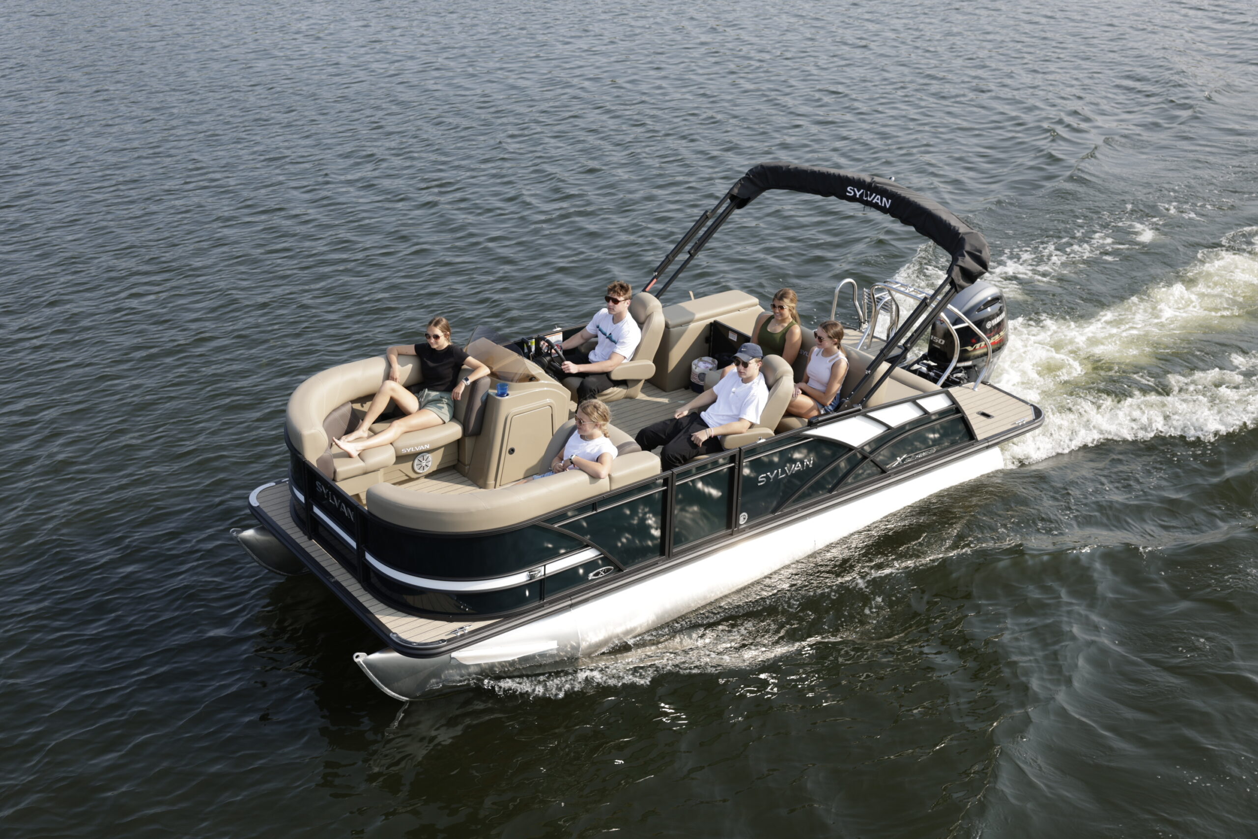 The Ultimate Guide to Buying a Pre-Owned Pontoon Boat